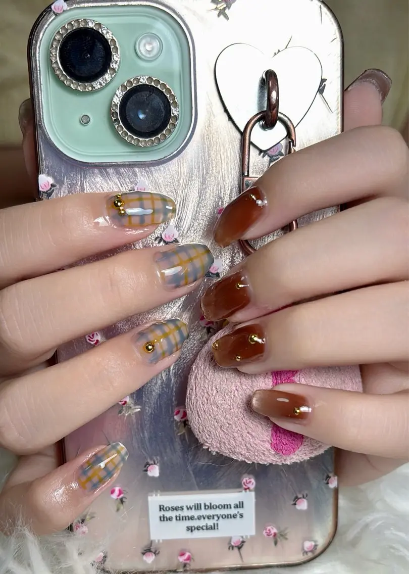 ネイル ハンドネイル Swan Nail Salonのネイルデザイン