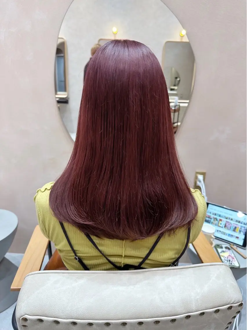 ロング カラー レッドカラー 越後 遥/ 透明感カラー🪞🤍のヘアスタイル