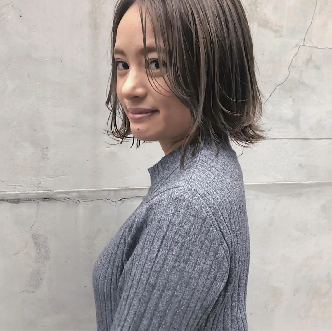 ショート カラー ベージュカラー 透明感カラー カット ヘアカラー トリートメント 山中 直輝のヘアスタイル