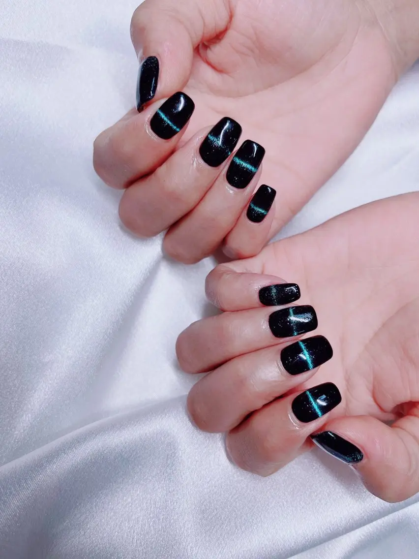 ネイル マグネットネイル Cutil. Nail🌈のネイルデザイン
