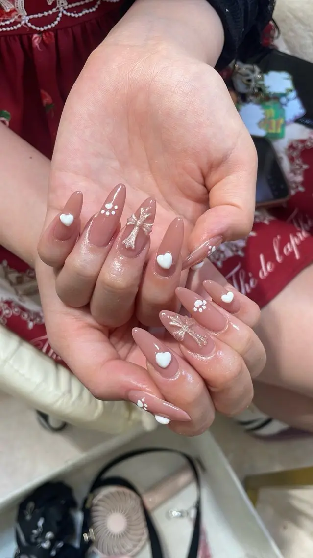 ネイル ハンドネイル SunNail池袋 🍧エミリーのネイルデザイン