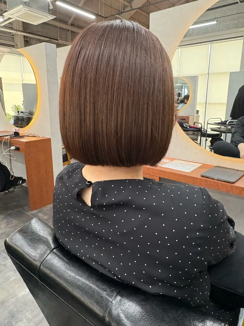 ミディアム 佐藤 菜穂のヘアスタイル