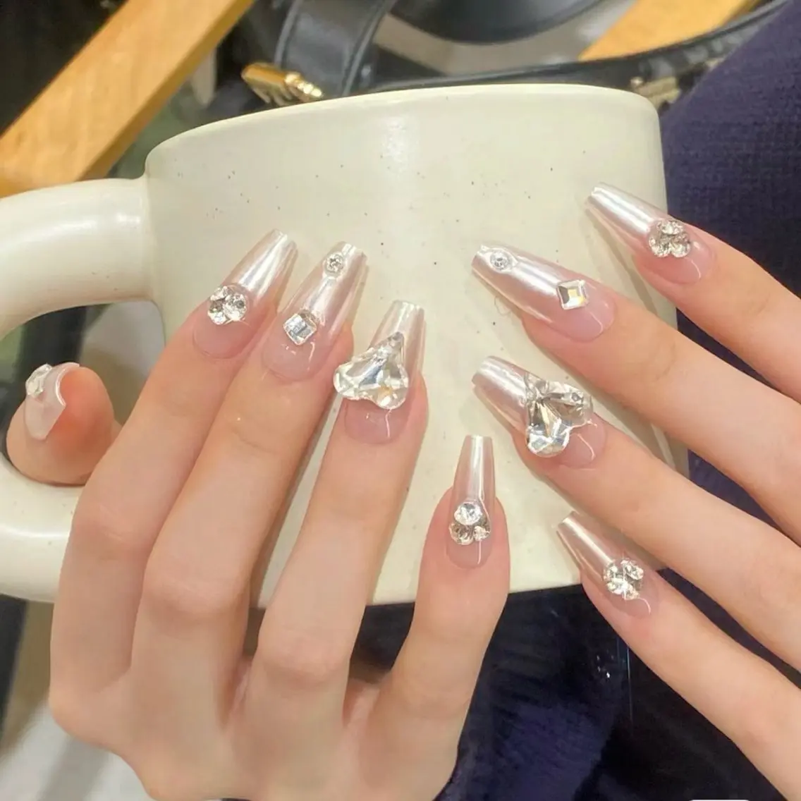 ネイル グラデーション ミラーネイル ハンドネイル U.m nail salonのネイルデザイン