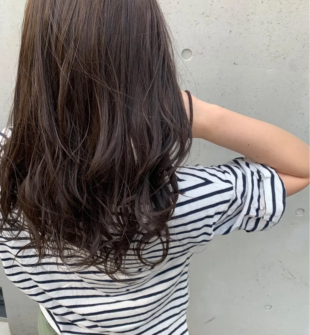 セミロング カラー パーマ ヘアアレンジ メンズ キッズ マツエク・マツパ アッシュ 田中 裕士のヘアスタイル
