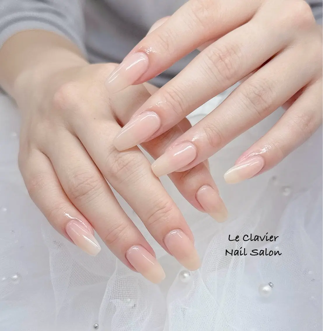 ネイル アートネイル オーロラネイル チークネイル 長さ出し フットネイル Hazuki nailのネイルデザイン