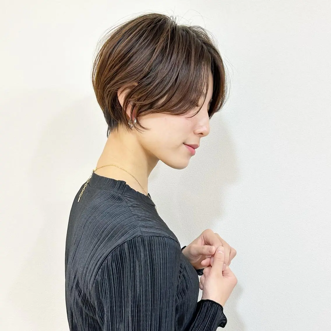 ショート カラー ブリーチ ケアブリーチ ダブルカラー ハイライトカラー イルミナカラー 中北篤志 ショートボブのヘアスタイル