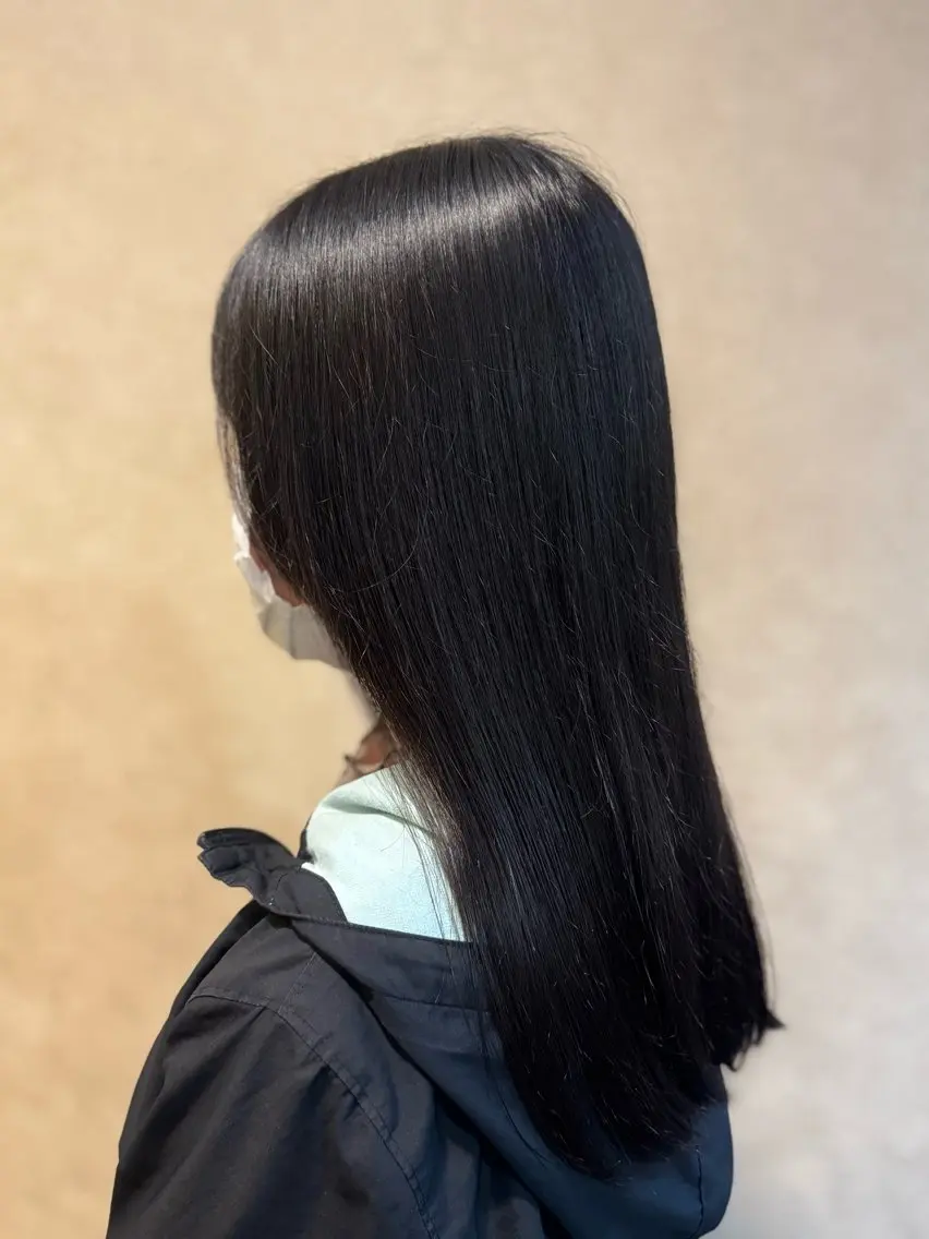【女性限定✨️】ミディアム​〜​ロングカット(シャンプーブロー付き)の写真