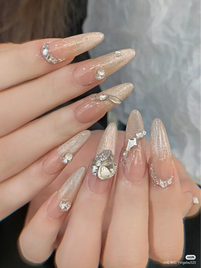 ネイル 韓国ネイル マグネットネイル 持ち込み ハンドネイル Dyo Nail_Royalのネイルデザイン