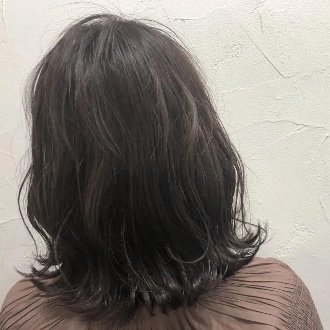 ミディアム アッシュ 村澤 拓弥のヘアスタイル