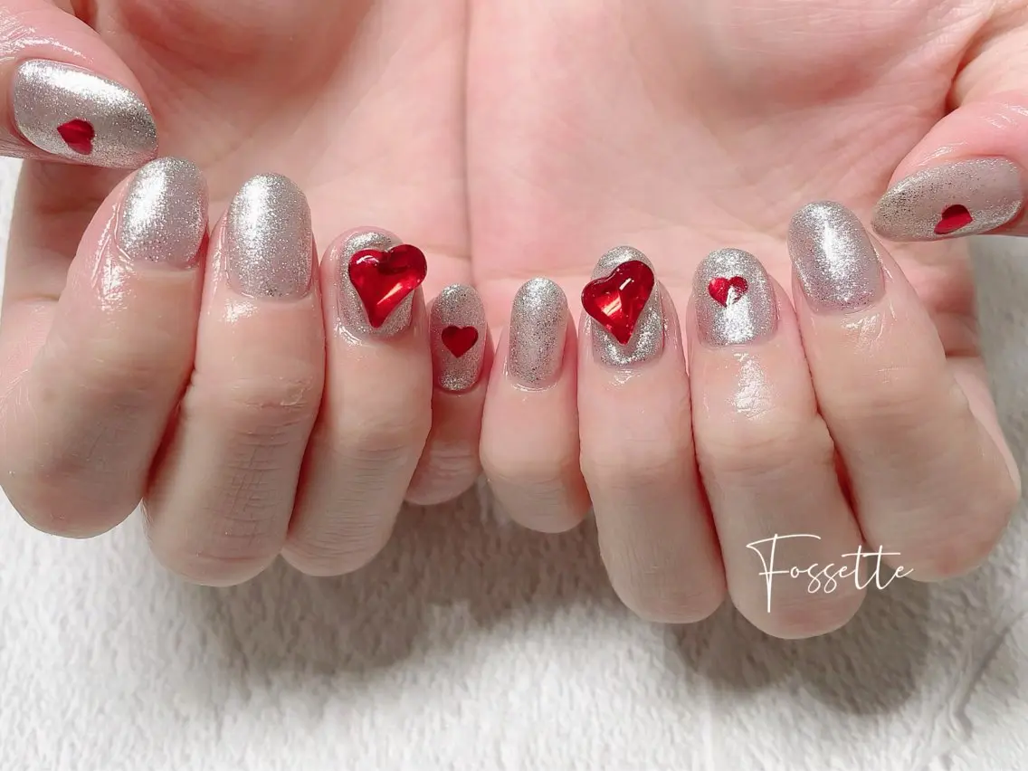 ネイル ハート キラキラネイル ラメ(グリッター) ワンカラーネイル バレンタイン ハンドネイル nailsalon Fossetteのネイルデザイン
