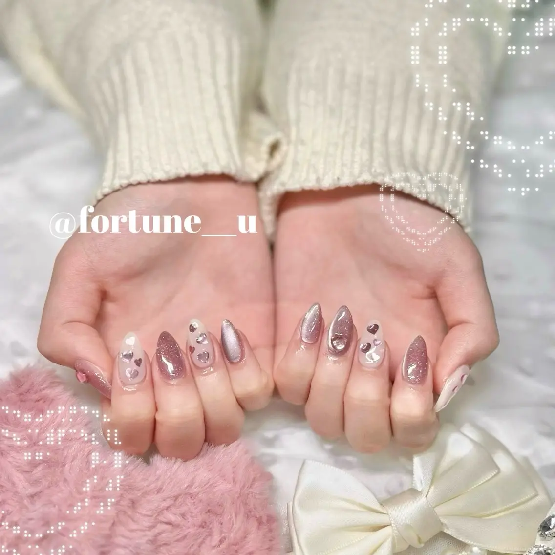 ネイル チークネイル ガーリー 韓国ネイル 水色 持ち込み ハンドネイル 💜✩.* Yuuna💜のネイルデザイン