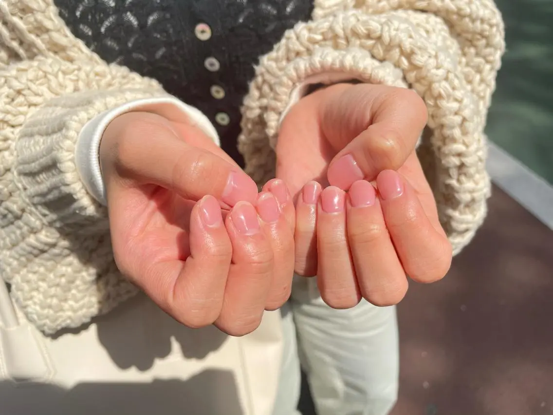 ネイル ハンドネイル ハンドケア はばすみれ🎀ﾈｲﾙ 光ﾌｪｲｼｬﾙ ﾍｱのネイルデザイン