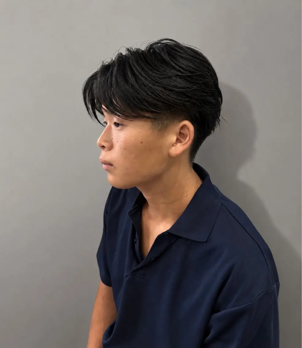 ショート メンズ カット 縮毛矯正 メンズ特化/センター パート/HIKARUのヘアスタイル