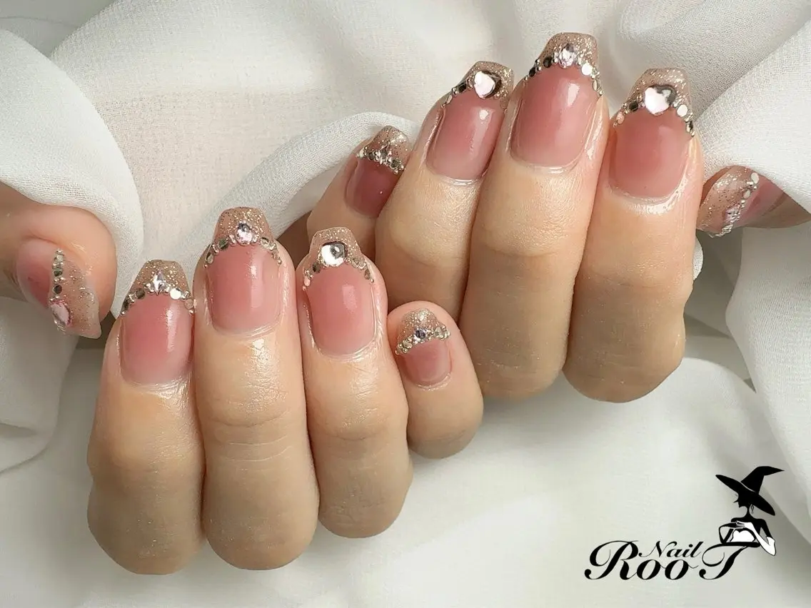 ネイル チークネイル フラッシュネイル フラッシュマグ ハンドネイル RooT Nailのネイルデザイン