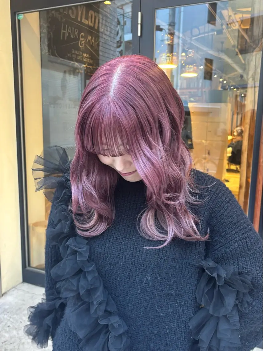セミロング カラー ヘアカラー Rinka  ︎︎のヘアスタイル