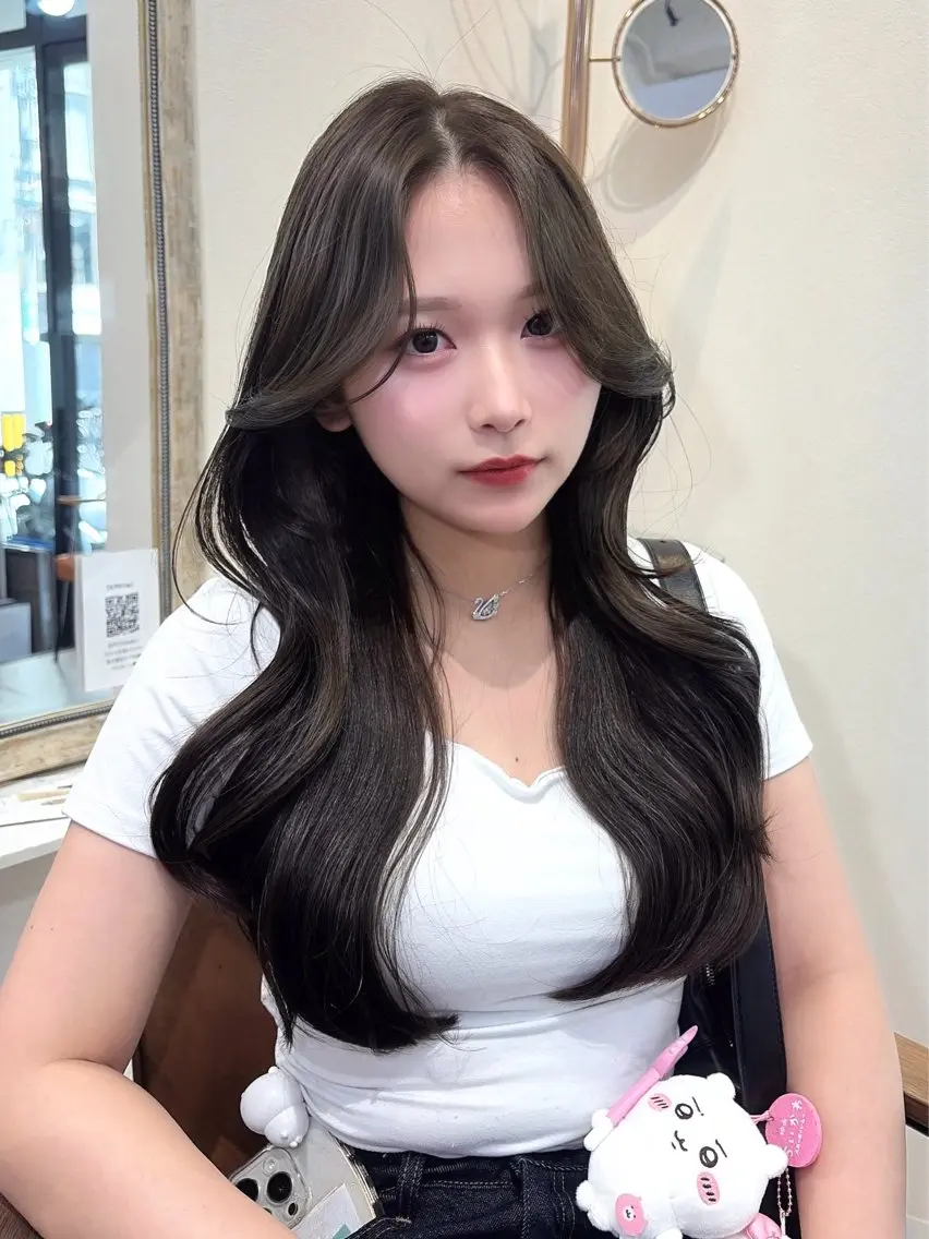 ロング くびれヘア くびれレイヤー レイヤーカット カット ヘアカラー トリートメント 韓国レイヤー/ Natsuki🌛のヘアスタイル