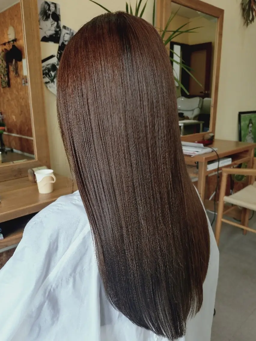 ロング カット ヘアカラー ⭐️美容院・小林⭐️ 空枠ラッキーメニューのヘアスタイル