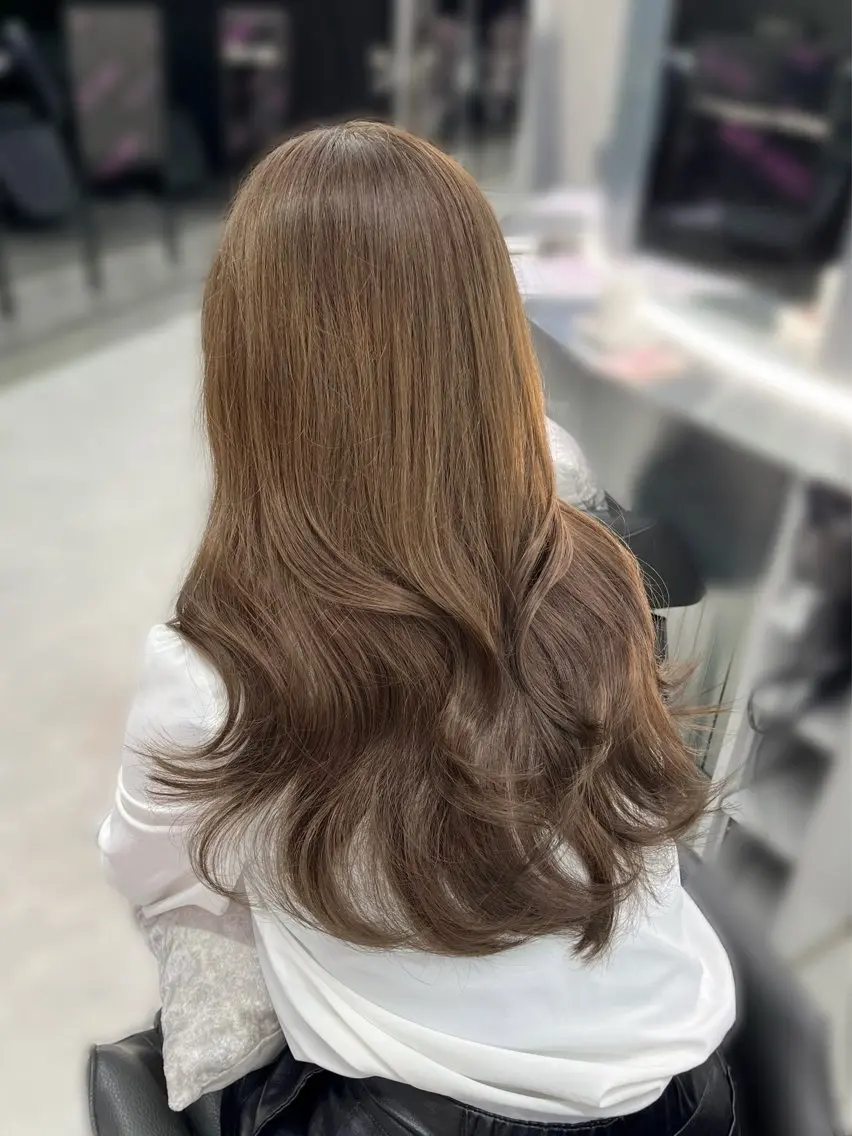 ロング カラー ベージュカラー ブリーチ 透明感カラー ダブルカラー ブリーチなしカラー Kaho🤍レイヤー ※女性限定のヘアスタイル