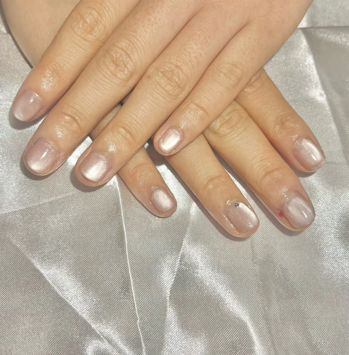 ネイル マグネットネイル nanairo nailのネイルデザイン