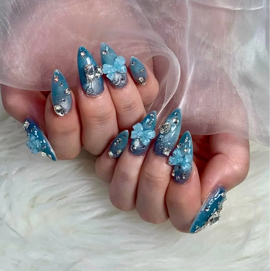 ネイル ハンドネイル Rinaky Amee Nailのネイルデザイン