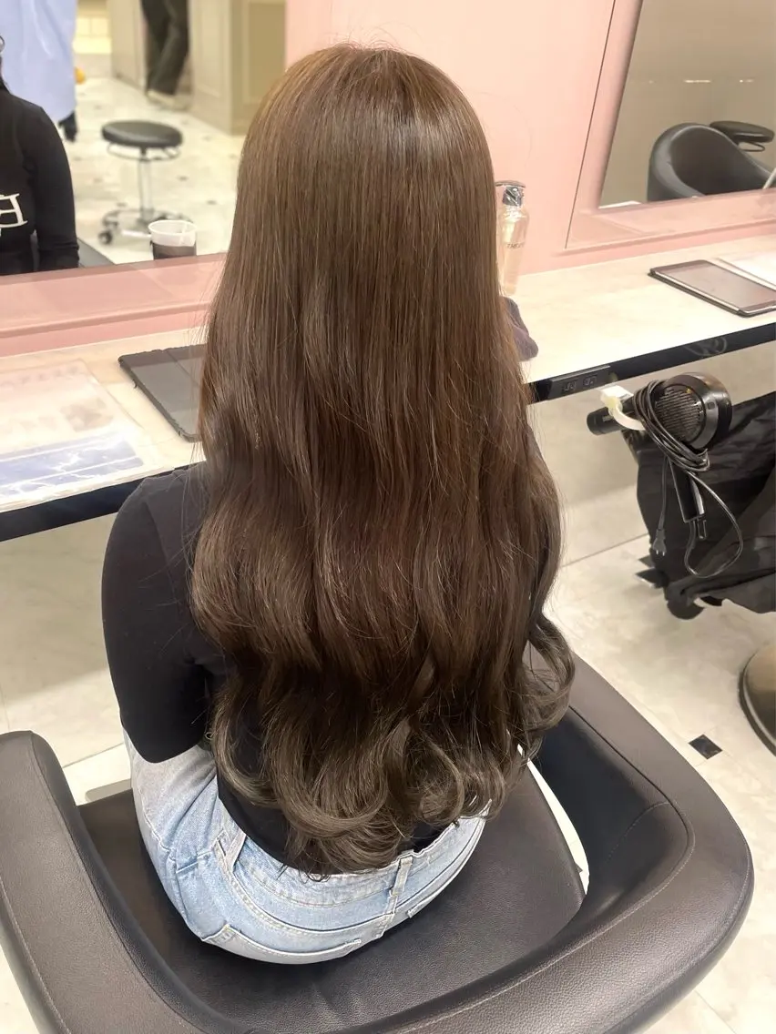 セミロング カット ヘアカラー うる艶トレンドヘア 🕊️上野BABYのヘアスタイル
