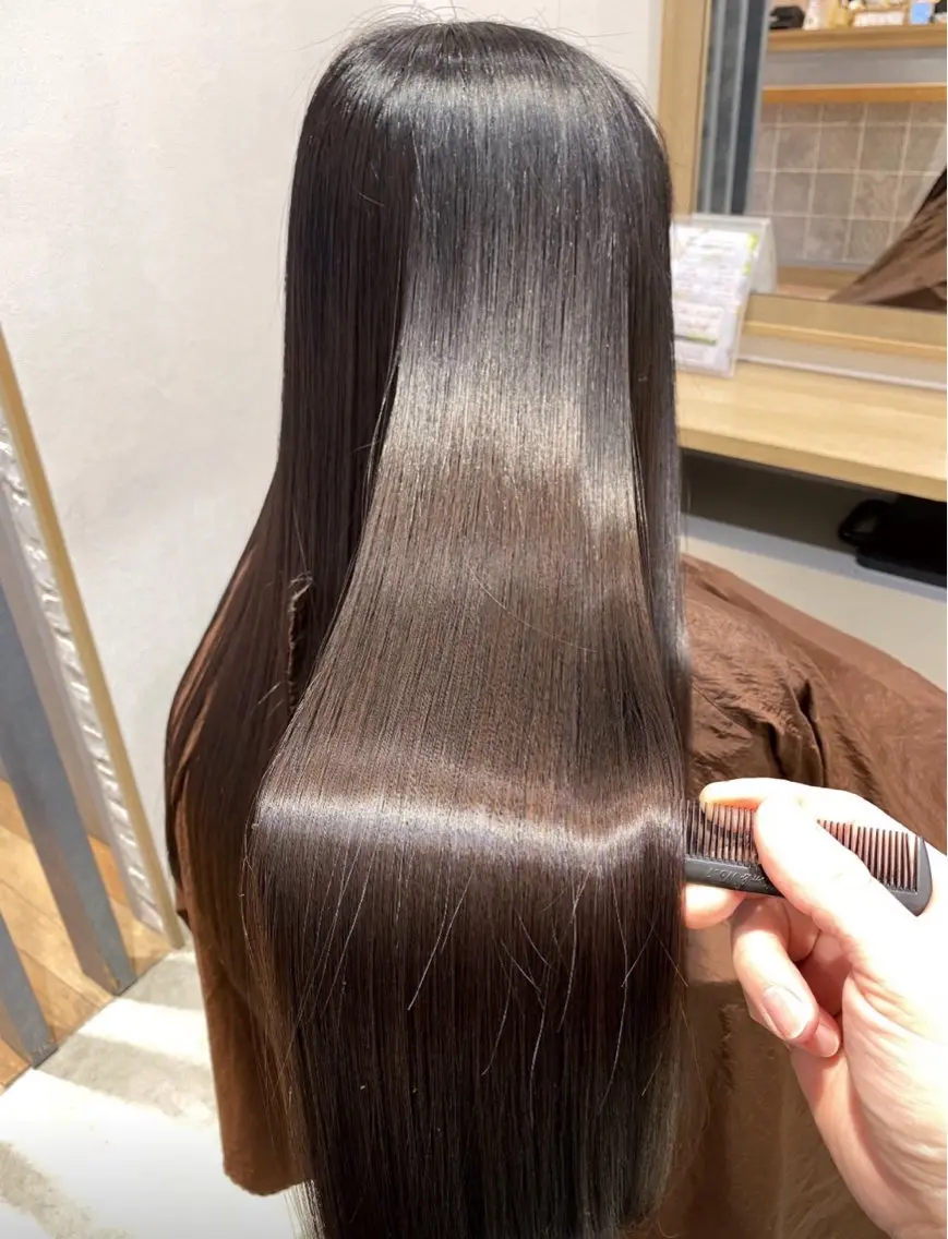 ツヤ出し縮毛矯正✨の写真