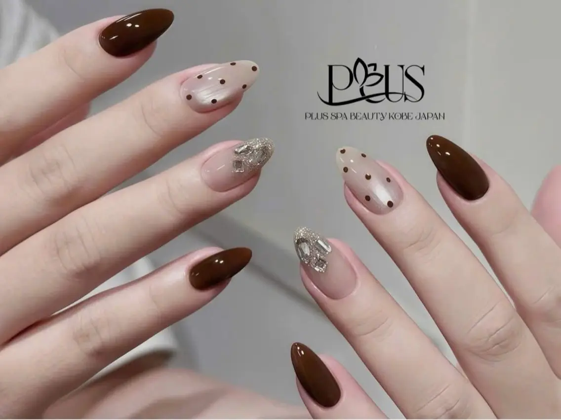 ネイル ジェルネイル 韓国ネイル ニュアンスネイル PLUSSPA HOANGのネイルデザイン