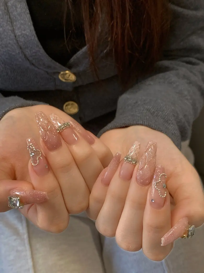 ネイル ZUZU AMEE NAILのネイルデザイン