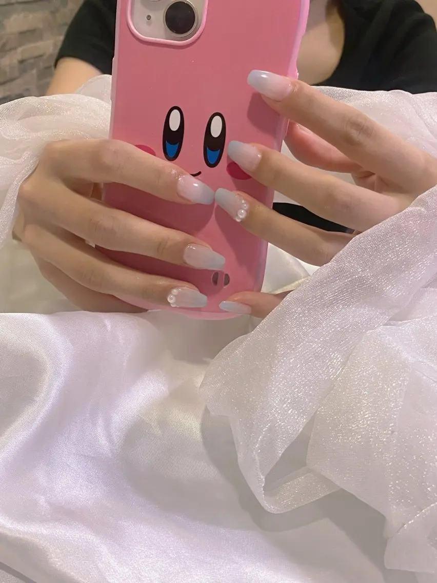 ネイル Limnail🤍 ayaのネイルデザイン