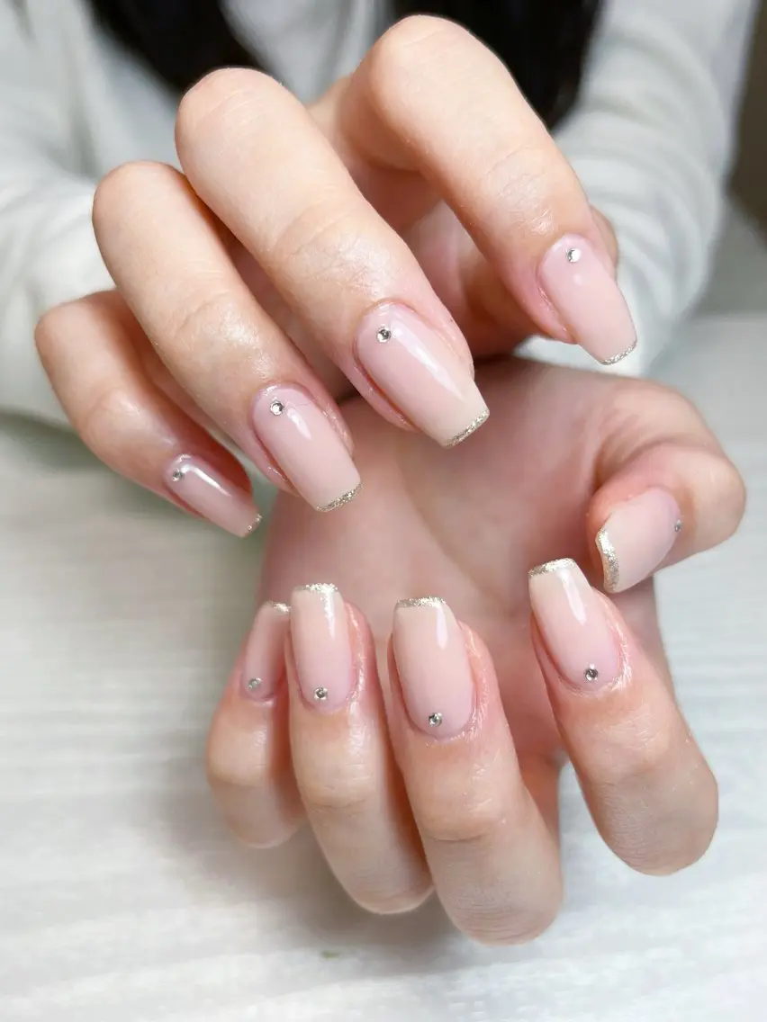 ネイル ラメ(グリッター) ワンカラーネイル ストーンネイル nail salon epeのネイルデザイン