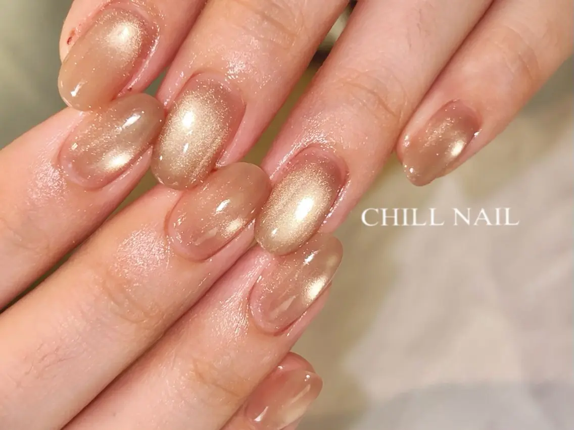 ネイル ゴールド マグネットネイル ワンカラーネイル ハンドネイル CHILL NAILのネイルデザイン