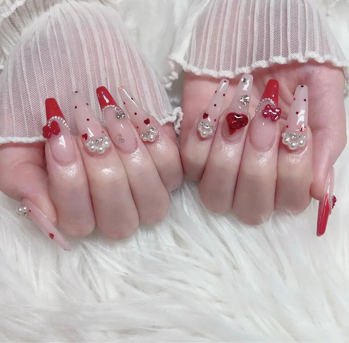 ネイル 成人式 ロングネイル マグネットネイル 大理石ネイル(マーブル) リボン ハンドネイル ZUZU AMEE NAILのネイルデザイン