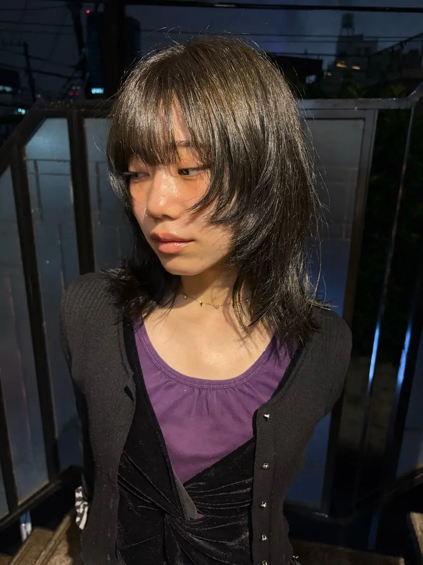 ミディアム カラー 顔まわりレイヤー レイヤーカット カット ヘアカラー 峰尾 陽斗のヘアスタイル