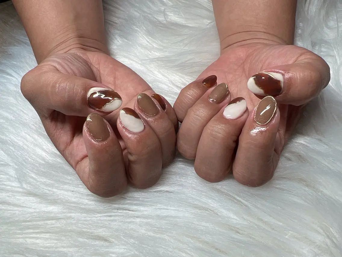 ネイル ハンドネイル Lavish nailのネイルデザイン