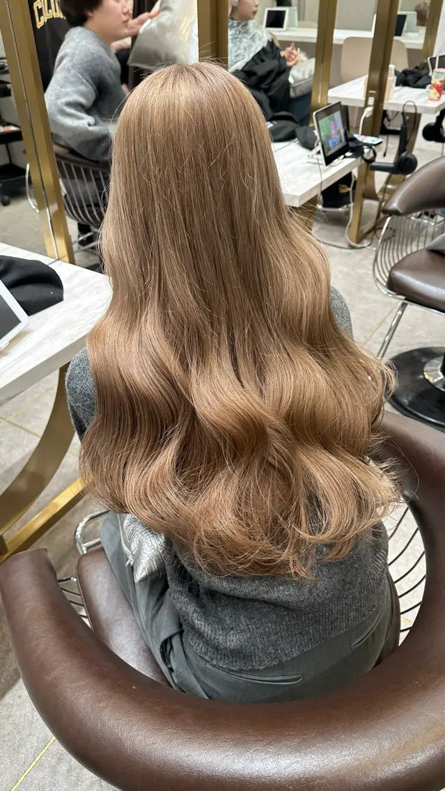 ロング カラー カット ヘアカラー トリートメント レイヤーダブルカラー KYONのヘアスタイル