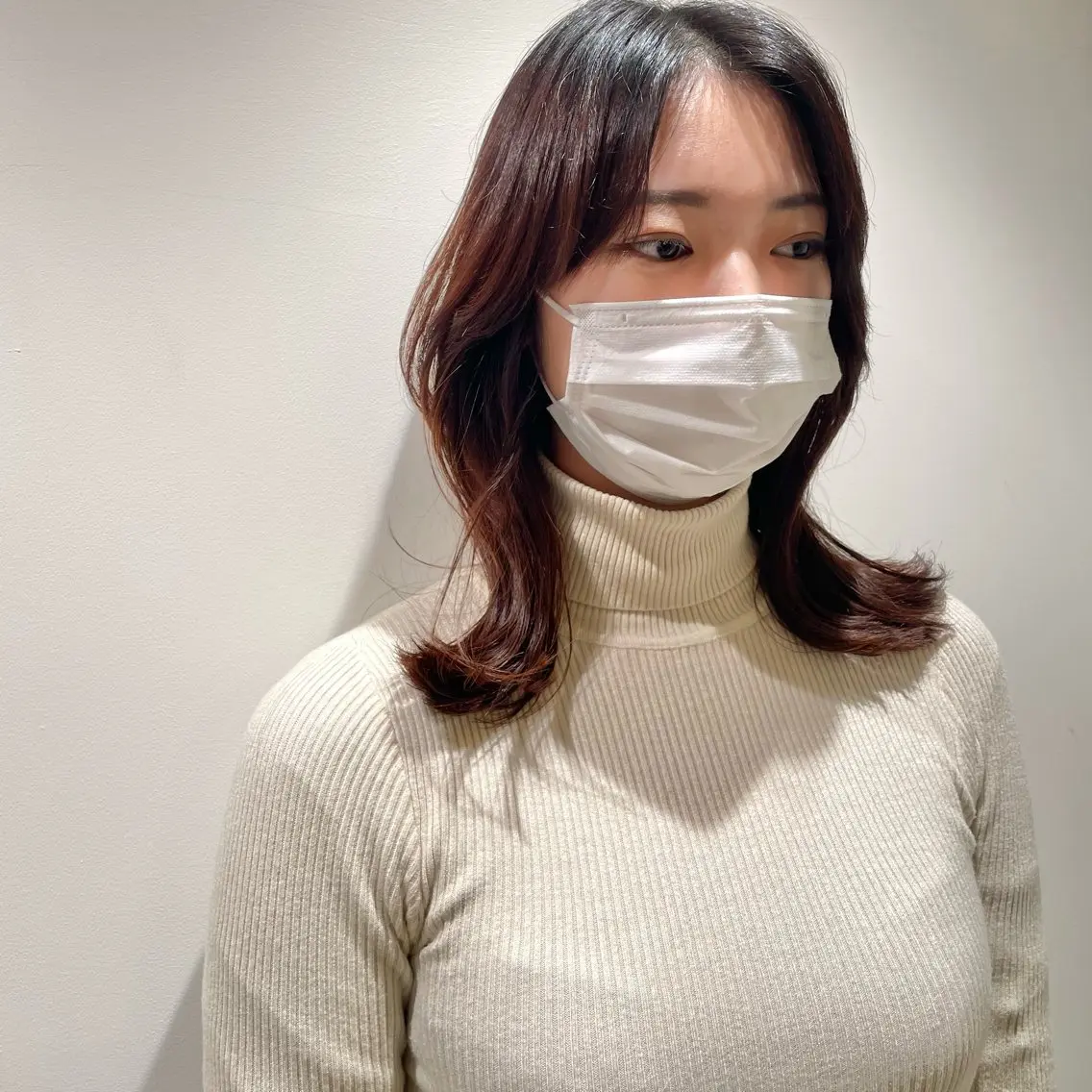 ミディアム 髙橋 茉南のヘアスタイル