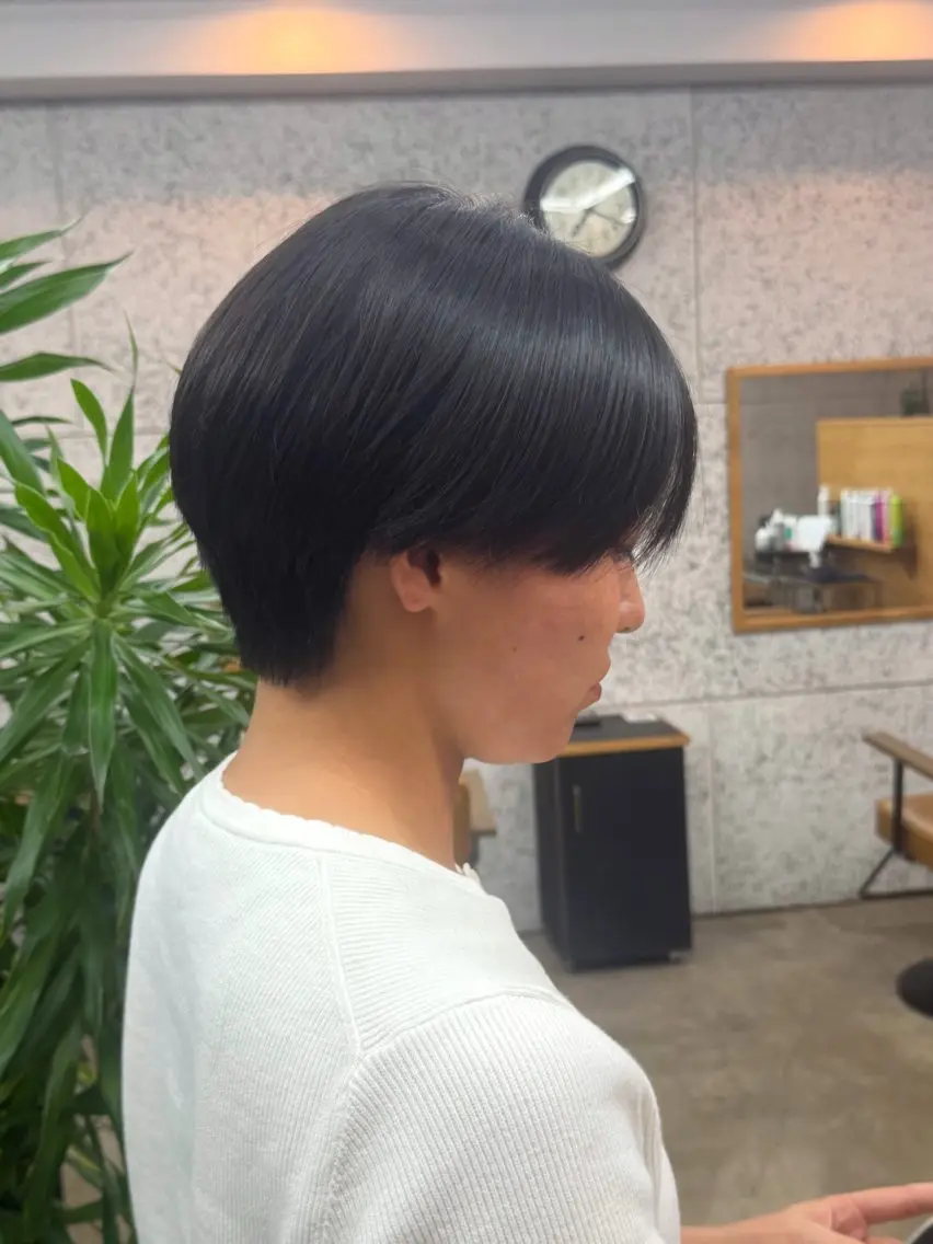 ショート ショートヘア カット ヘアカラー SEE-SAW． MANAKAのヘアスタイル