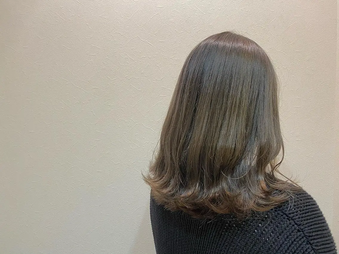 セミロング 【neo.】 Mahoのヘアスタイル