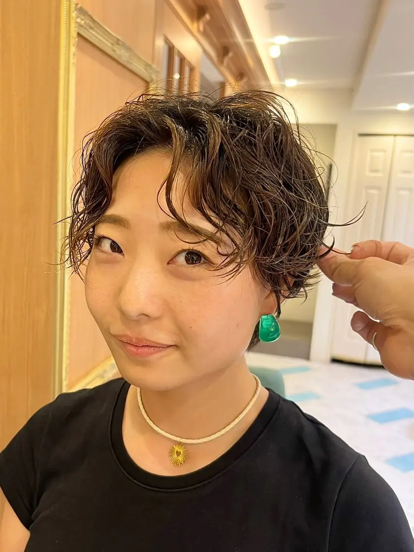 ショート パーマ 🫧ボブ/縮毛矯正/ 小顔/ゆーな🫧のヘアスタイル