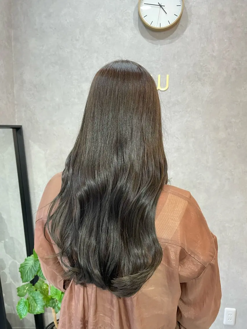 ロング BOTABIUM nanamiのヘアスタイル