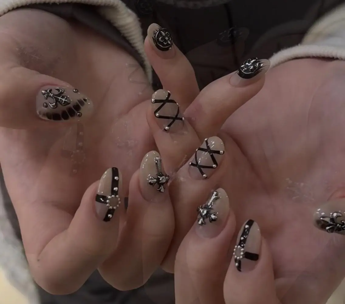 ネイル ハンドネイル she’s nailのネイルデザイン