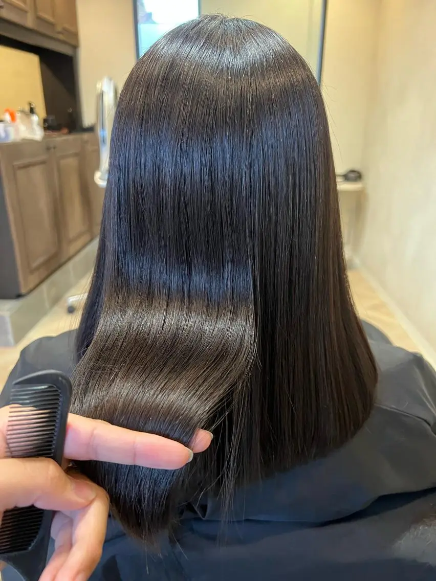 カット+髪質改善カラー+ヘアエステトリートメントの写真