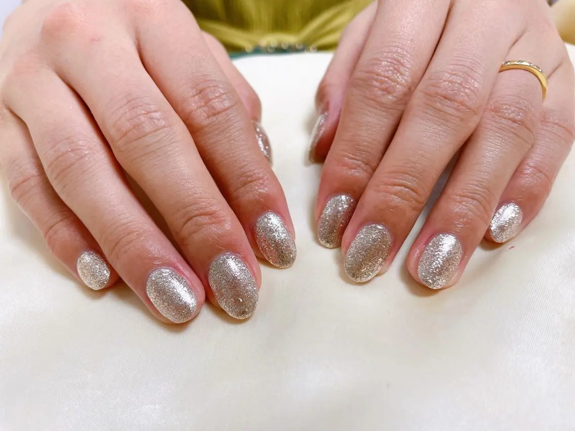 ネイル ラメ(グリッター) ワンカラーネイル ハンドネイル mogunail &blowのネイルデザイン
