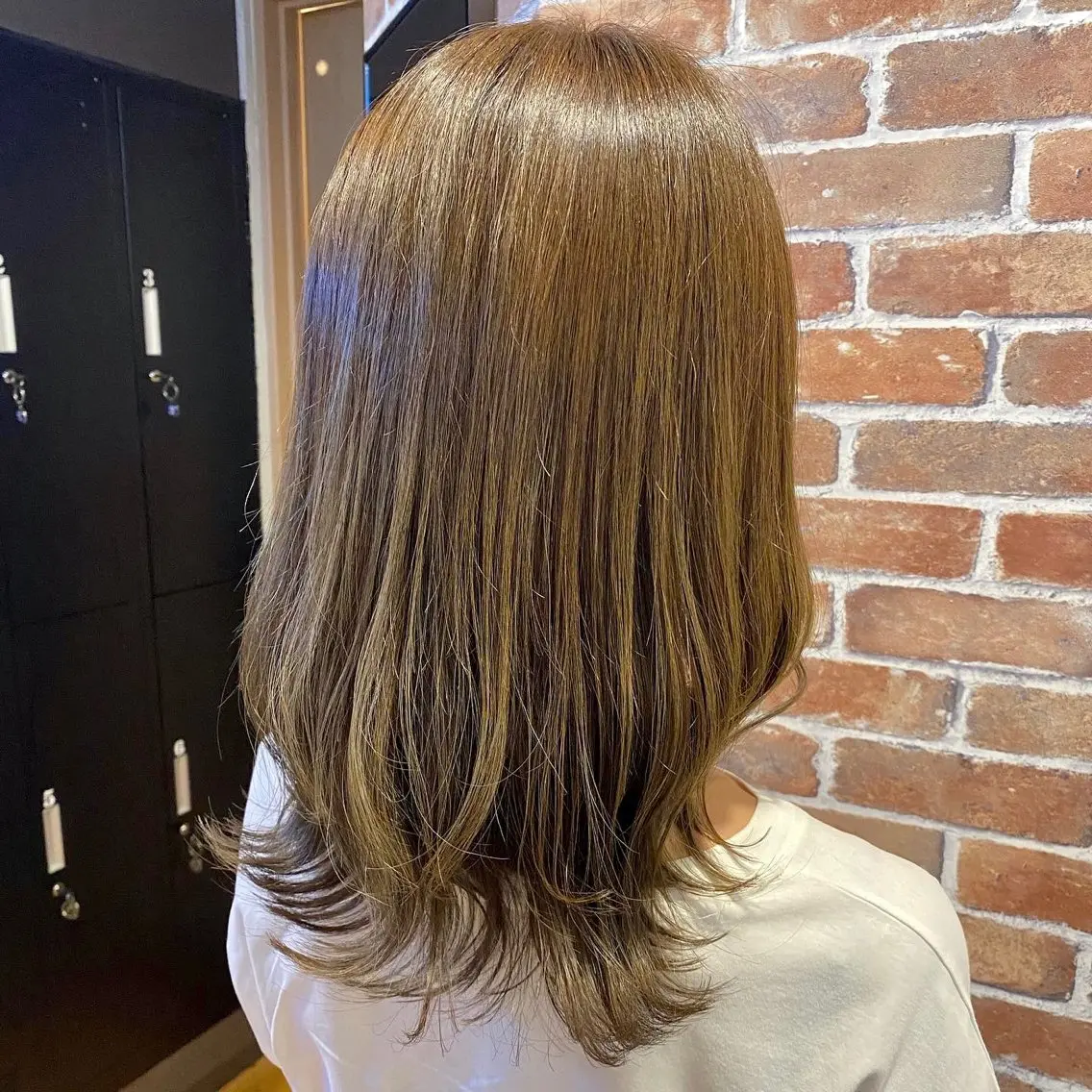 セミロング カラー ヘアカラー 透明感カラー/韓国 ヘア🩶yuri🩵のヘアスタイル
