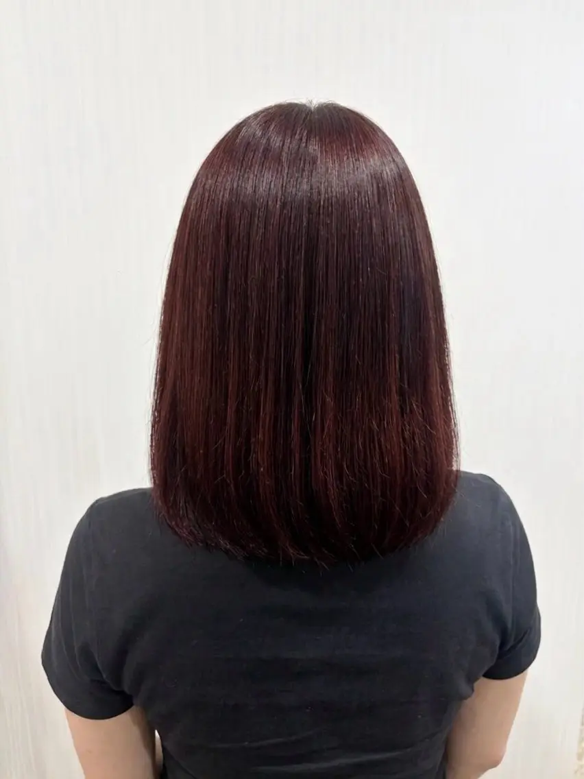 カラー AIRI /フロレゾンのヘアスタイル