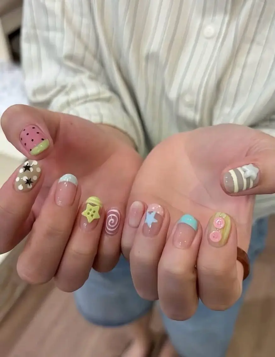 ネイル フットネイル フレンチネイル ジェルネイル マグネットネイル 持ち込み ハンドネイル Ribbonnail salonのネイルデザイン