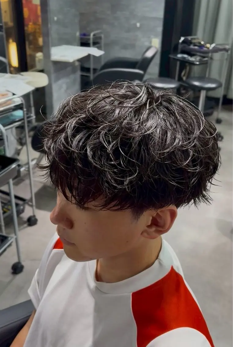 ショート パーマ メンズ カット パーマ 石田 大成のヘアスタイル
