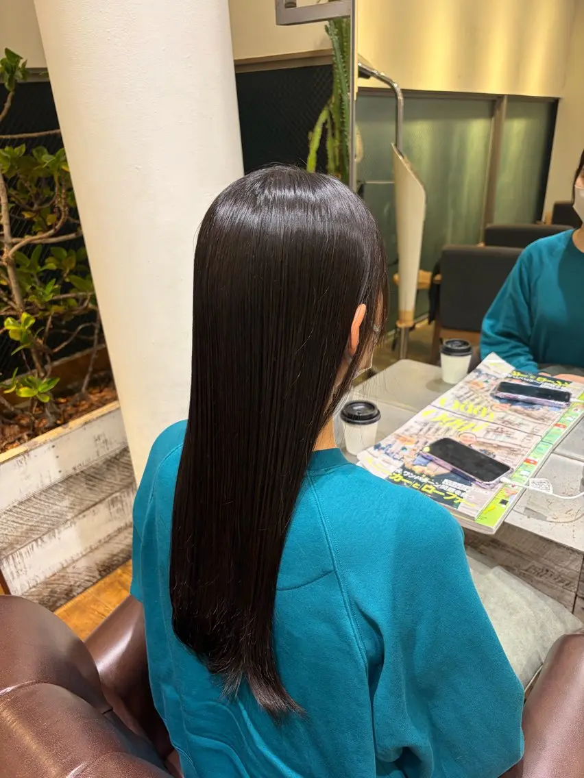 ロング カラー パーマ トリートメント ストレートパーマ 縮毛矯正 トリートメント ヒナ/酸性ストレート ・艶カラー🌿のヘアスタイル