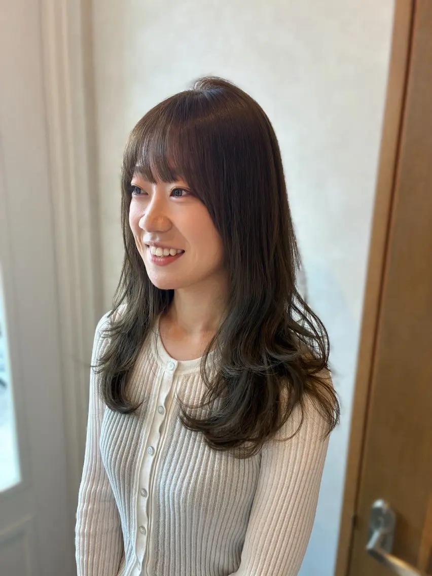 ロング レイヤーカット ロング 透明感カラー/大城 かえでのヘアスタイル