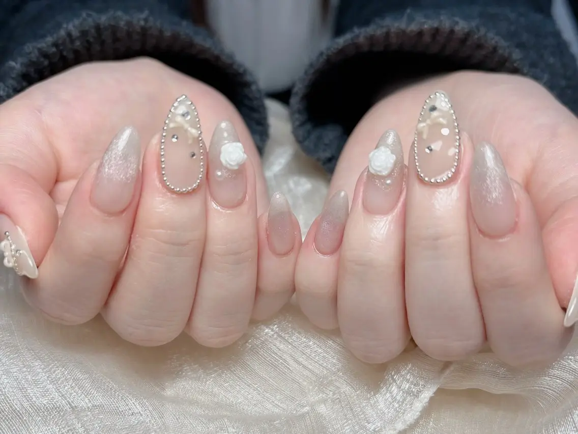 ネイル フレンチネイル ジェルネイル ガラスフレンチ 韓国ネイル マグネットネイル ハンドネイル Nail Jolieのネイルデザイン